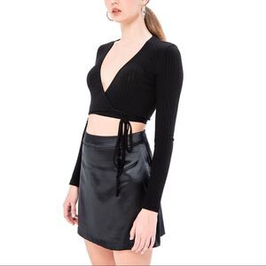 Emma James Black Satin Mini Skirt Sz 16P